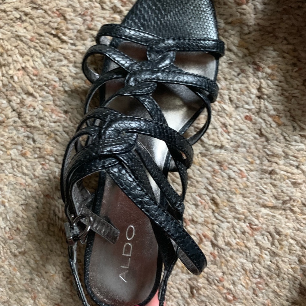 Worn 2x Aldo Strappy Slightly Wedgie Sandal